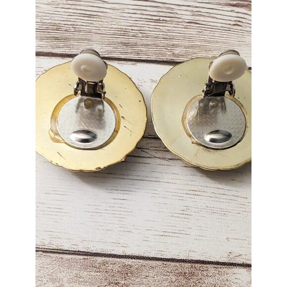 Vintage Clip On Earrings - Orange & Gold Tone Large Statement 1 & 3/8" - Picture 6 of 8